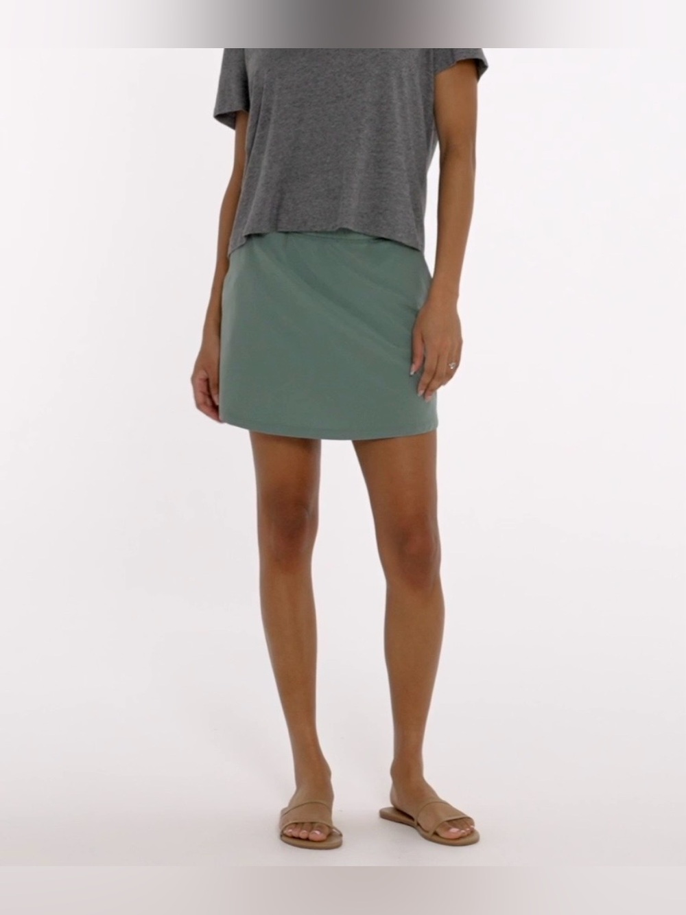 Free Fly Pull-On Breeze Skirt Women’s M Green UPF 50+ Stretch